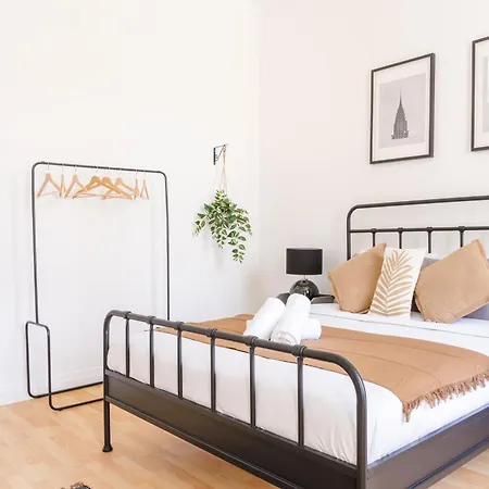 Konukevi Bica Palace *